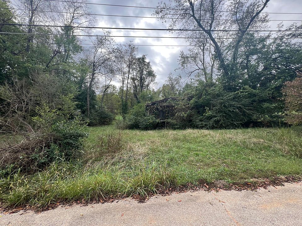 2nd image of 619 Poplar Street