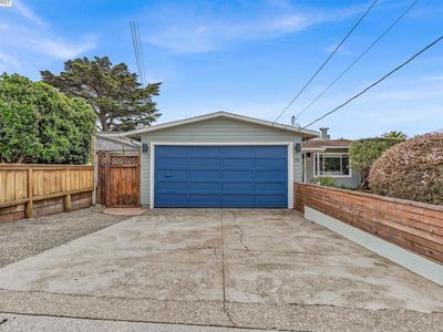 358 Monterey Rd, Pacifica, CA, 94044