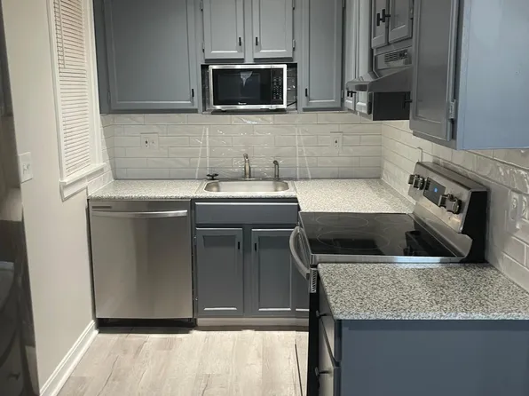 17 Harrison Place APT C, Hartford, CT 06112