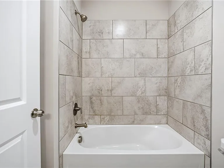 4367 Waxwing St — Photo 38