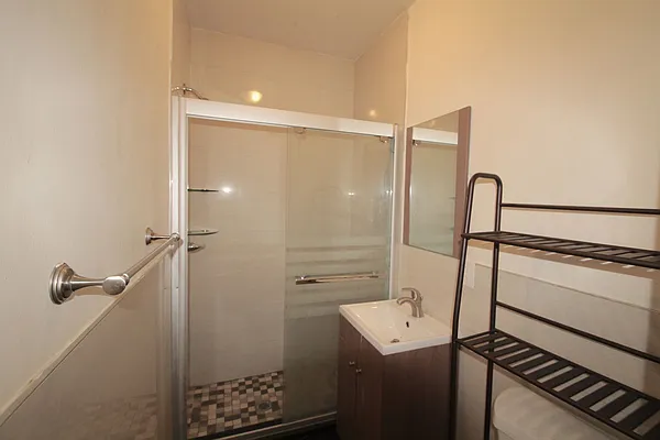 Rented by Nest Seekers International | media 11