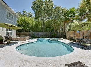 4327 15th St, Saint Simons Island, GA 31522
