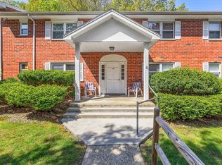 120 Litchfield Pines Dr APT A, Leominster, MA 01453