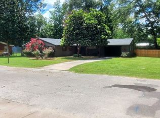 1450 Pearl Ave SE, Live Oak, FL 32064