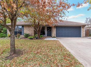 1722 Laura Ln, College Station, TX 77840