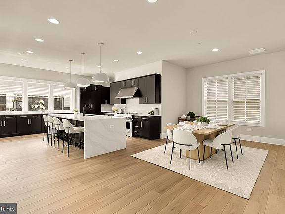2nd image of 9725 Lantana Way