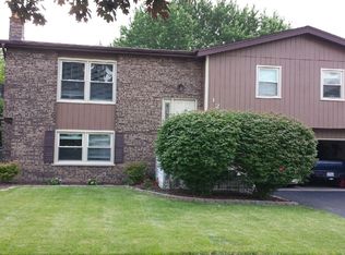 1206 N Keebie Ct, Addison, IL 60101