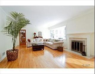 3rd image of 2727 Eastwood Ave