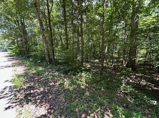 10 Beaverdam Cabin Rd, Camden, TN 38320