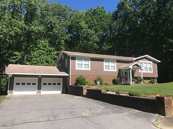 2nd image of 515 Hurricane Hills Dr