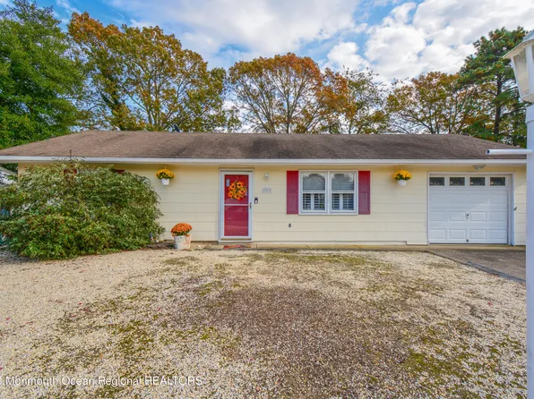 203 Fernwood Lane, Forked River, NJ 08731