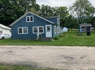 76 Lakeshore Rd, Pulaski, NY 13142
