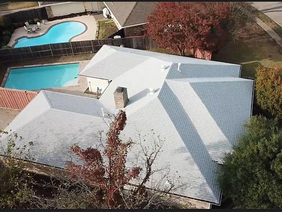 2nd image of 2409 Parkside Dr