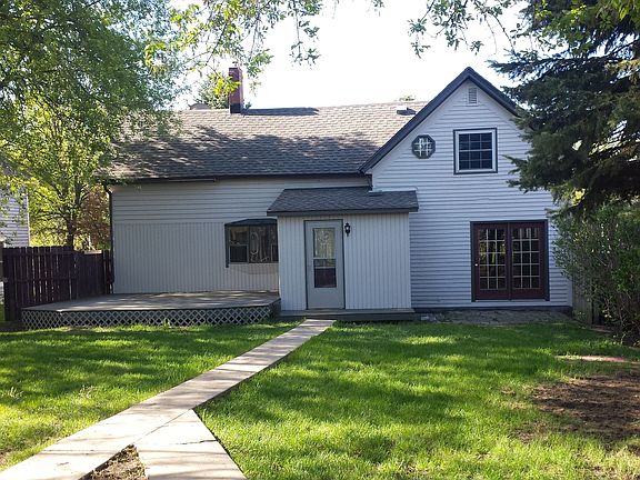 3rd image of 210 W 1st St