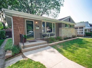 8941 Austin Ave, Morton Grove, IL 60053