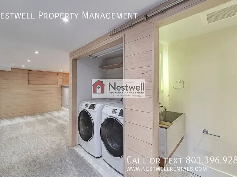 2471 S Douglas St — Photo 23