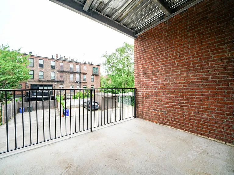 10 Blackwood St #114 — Photo 12