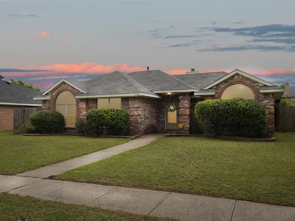 2516 Buck Dr, Mesquite, TX 75181