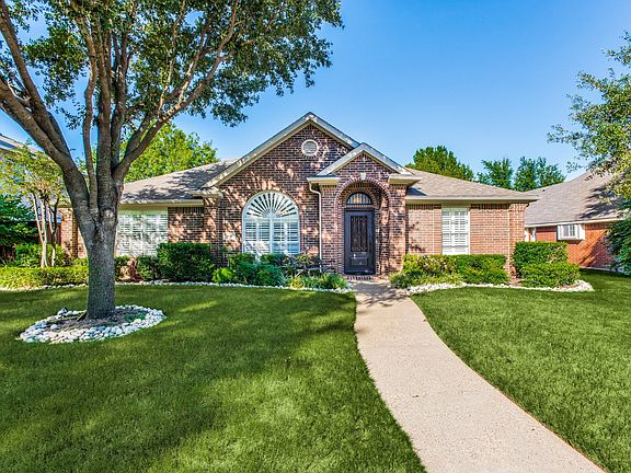 412-lancashire-dr-flower-mound-tx-High-Res-2.jpg