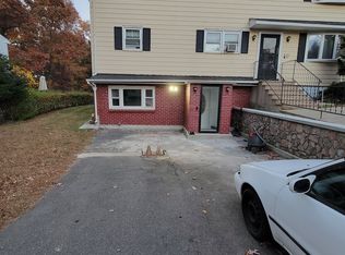 98-100 Hartley Dr #1B, Waterbury, CT 06705