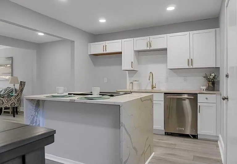 195 Nassau St — Photo 18