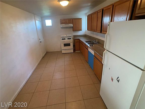 2nd image of 4642 Scott Ave