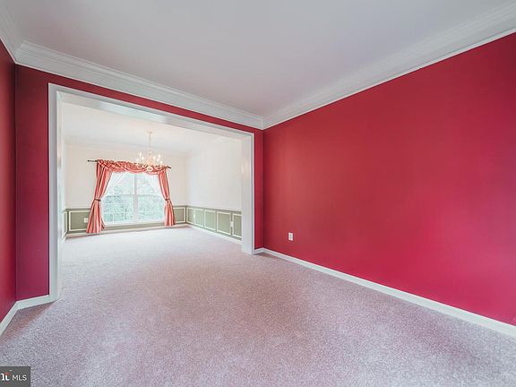 4th image of 242 Hidden Creek Ln