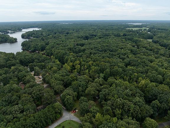4th image of 0 Chestnut Dr