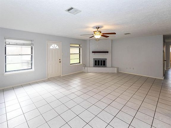 5th image of 5821 Misty Meadow St