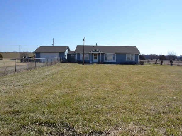 14942 S Topeka Ave, Carbondale, KS 66414