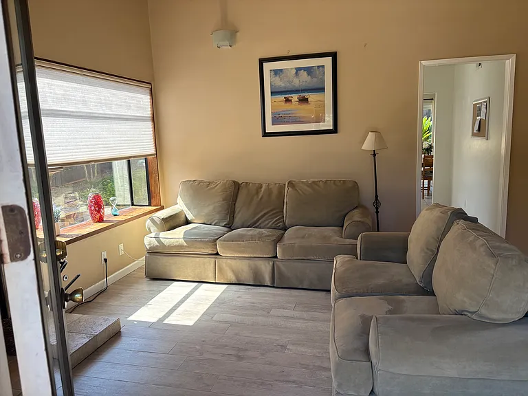 7360 Davenport Rd — Photo 3