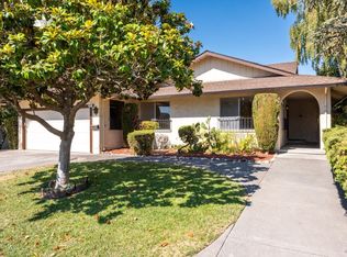 5289 Daniel Dr, Rohnert Park, CA 94928