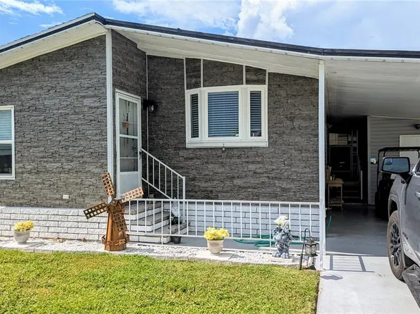 105 48th Ave W, Bradenton, FL 34207