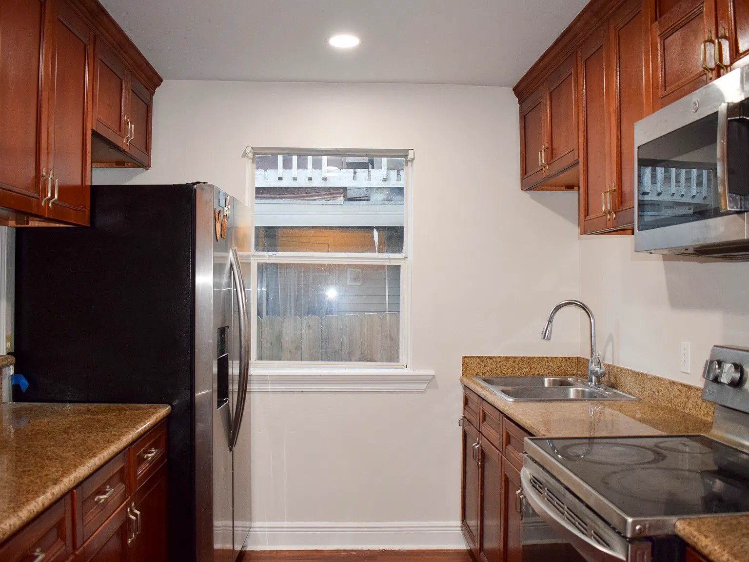 3 bed, 1450 sqft, $1,450 — Photo 4