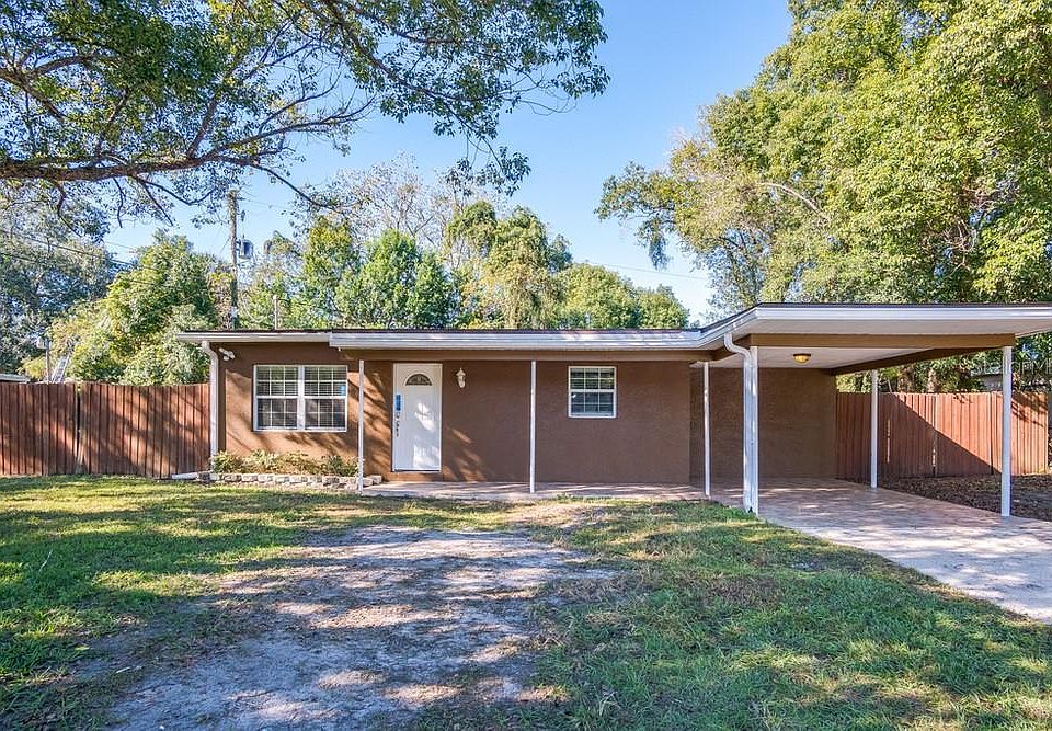 1st image of 104 Hays Dr