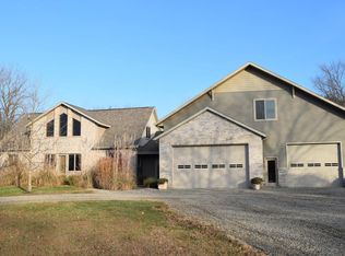 227 Ridge Rd, Quincy, MI 49082