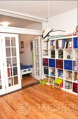 Rented by Oxford Property Group | media 105