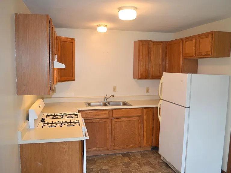 17124 Truetown Rd #B — Photo 5