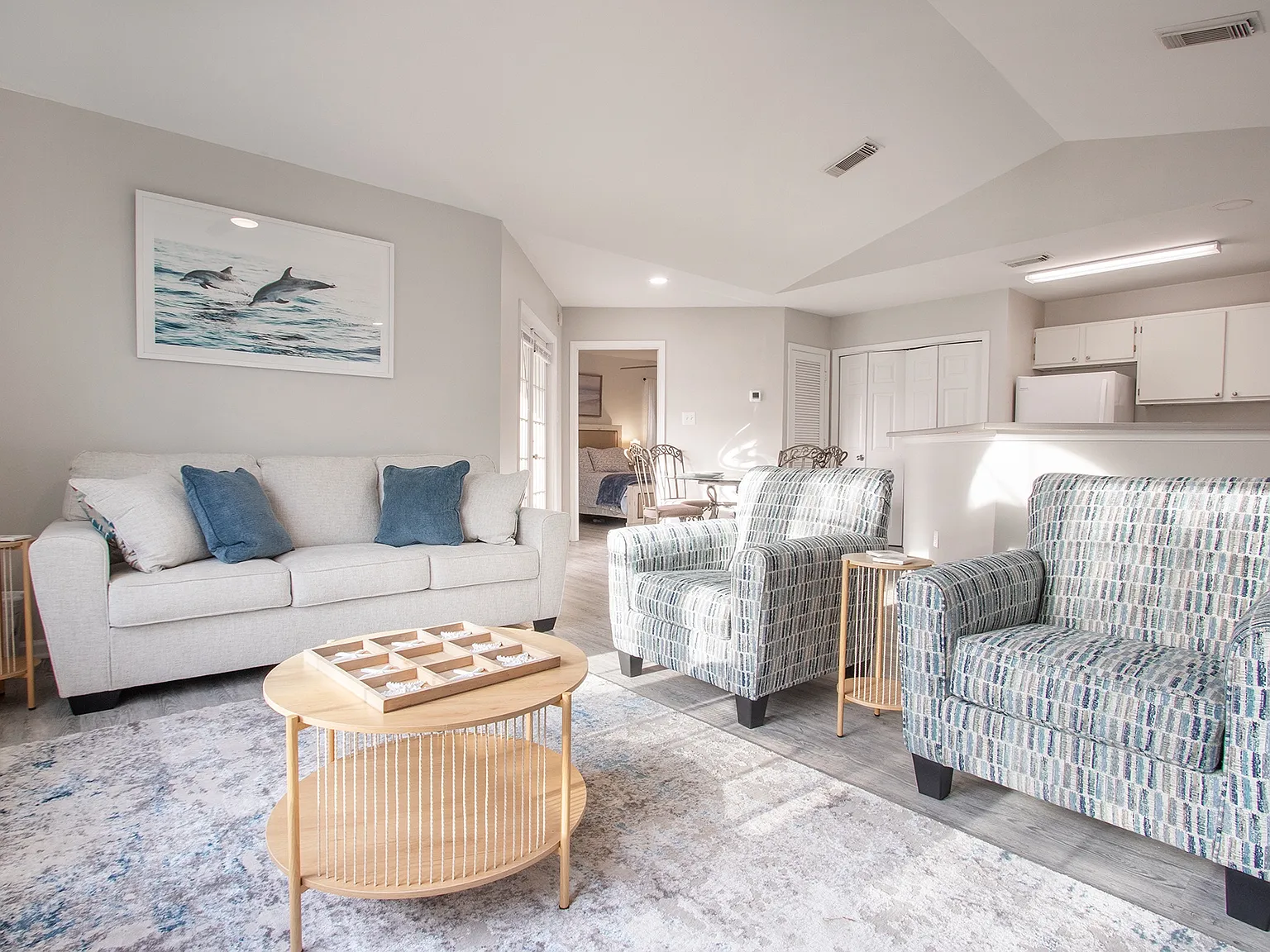 2 bed, 1100 sqft, $2,000 — Photo 1