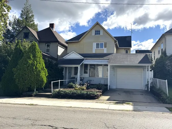 221 S Oakland Ave, Sharon, PA 16146