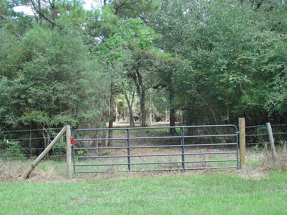 1st image of 24144 Pinewood Valley Dr