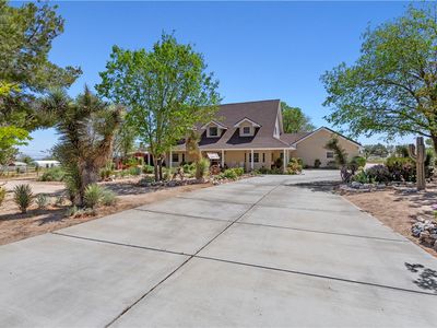 10079 Valle Vista Rd, Phelan, CA, 92371