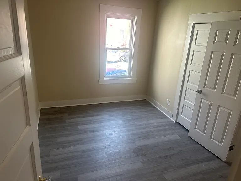 32 Prince St #1 — Photo 6
