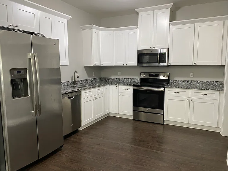 128 Heyward Dr — Photo 4