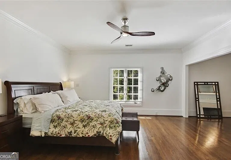 2760 Carmon On Wesley NW — Photo 16