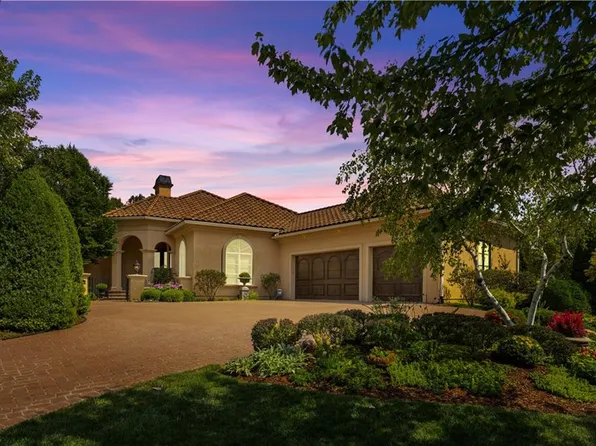 3402 W 138th St, Leawood, KS 66224