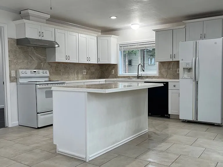 308 Haines Ave — Photo 7