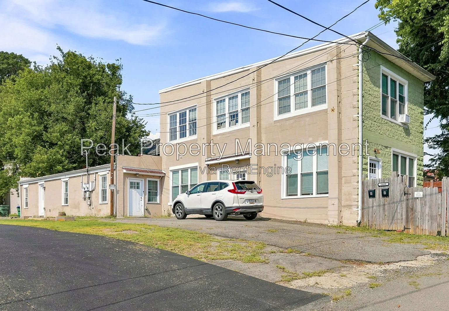 3 bed, 2.0 bath, 3170 sqft, $2,350 — Photo 1