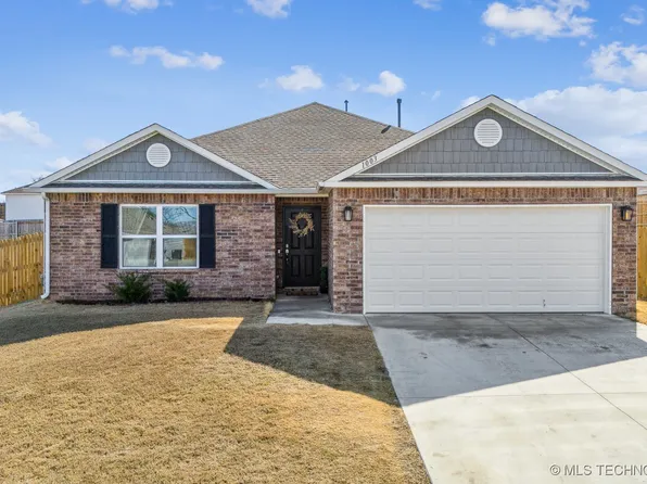 1003 W Abilene Rd, Claremore, OK 74019