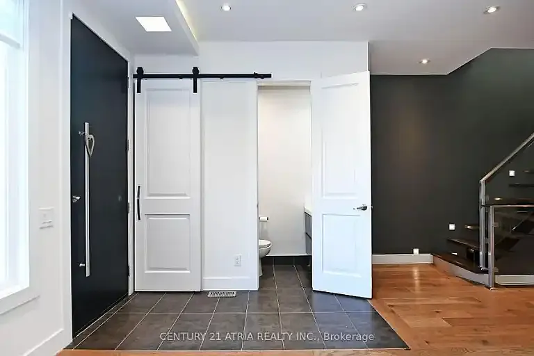 10 Palmerston Ave #1A — Photo 3